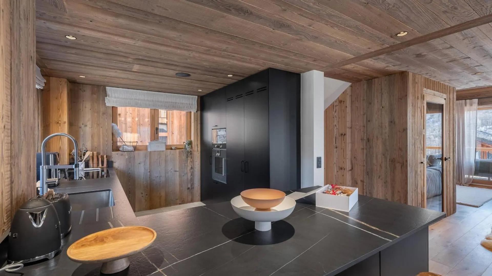 Chalet Neuf Avec Piscine Chauffee, Espace Detente, Sauna, Bain Nordique Et Salle De Cinema - Fr-1-570-57 Saint-Marcel  0*, Saint-Marcel (Savoie) Fransa